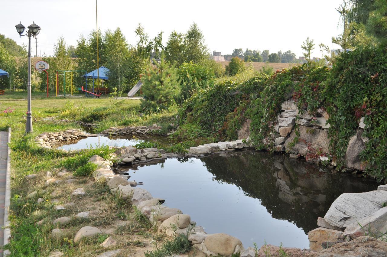 Hotel Vivat Provincia Takhtaulove Εξωτερικό φωτογραφία
